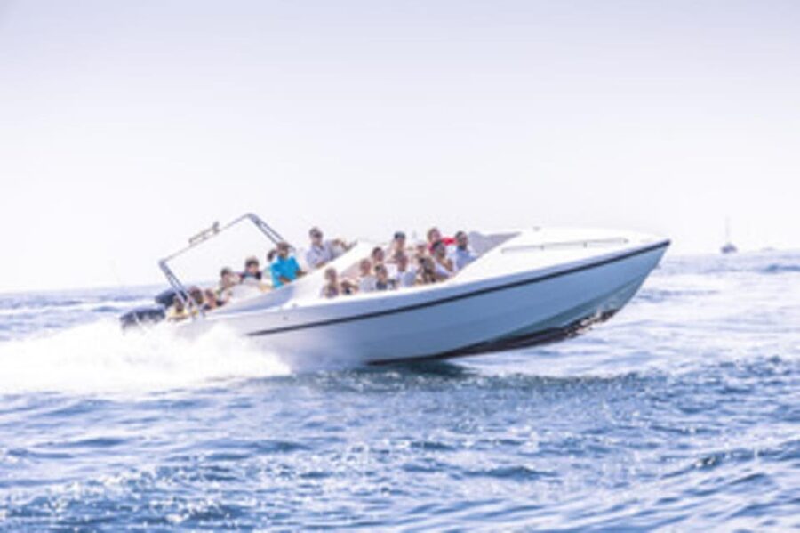 St Julians: Powerboat Gozo, Comino and Blue Lagoon - Meeting the boat at St George’s Bay