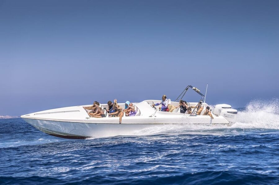 St Julians: Powerboat Gozo, Comino and Blue Lagoon - What the $78 price really covers