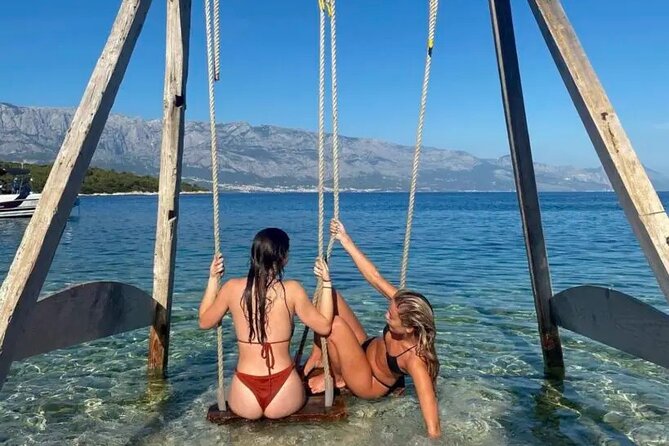 Sunset Speedboat Tour in Makarska with swim stop on island Brač - Group size, comfort, and the pace of the boat