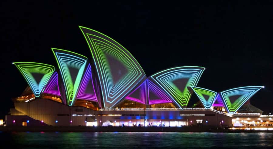 Sydney Harbour: 30 Minute Slow Jet Boat Vivid Cruise - Key points at a glance