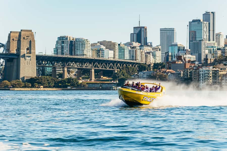 Sydney Harbour: Thunder Thrill Jet Boat Ride - Who will enjoy Thunder Thrill most