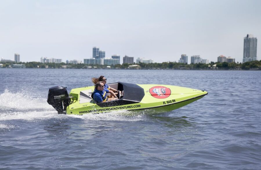 Tampa Bay 2-Hour Speedboat Adventure - Taking the Wheel Near Fort de Soto Park