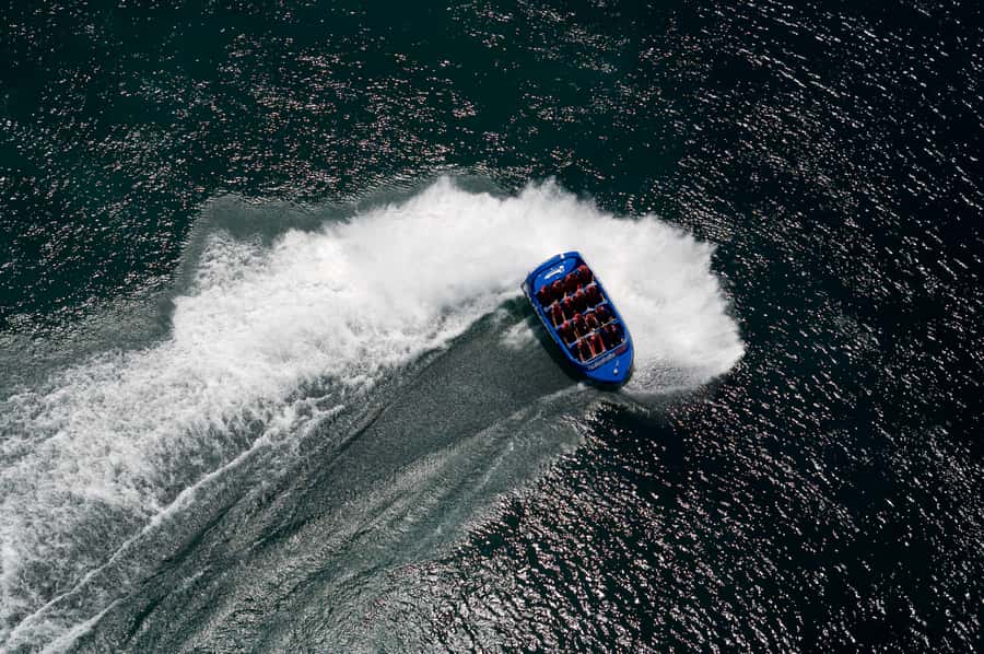 Taupō: Huka Falls 30-Minute Jet Boat Experience - Who will enjoy this most?