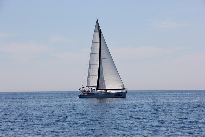 Three Islands Private Speedboat Tour With Blue Lagoon Stop - The crew and the private service