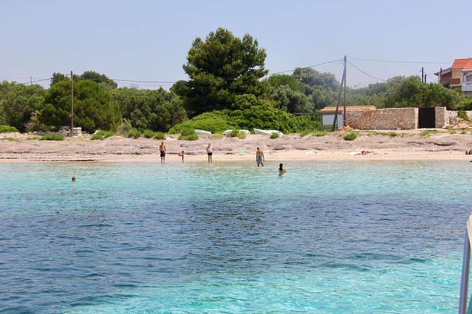 Three Islands Private Speedboat Tour With Blue Lagoon Stop - Drvenik’s coves and the feel of a speedboat trip
