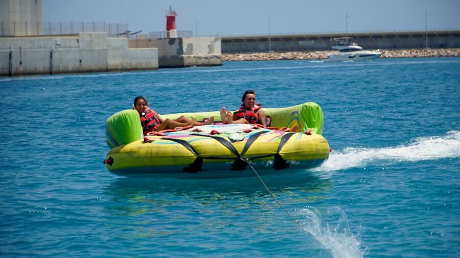 Torrevieja: Speedboat-Powered Inflatable Crazy Sofa Ride - A family ride with an adjustable pace