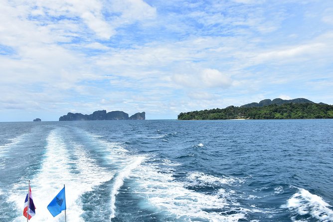 Travel from Koh Phi Phi to Krabi by Ferry/Speedboat - Leaving Koh Phi Phi from Ton Sai Pier