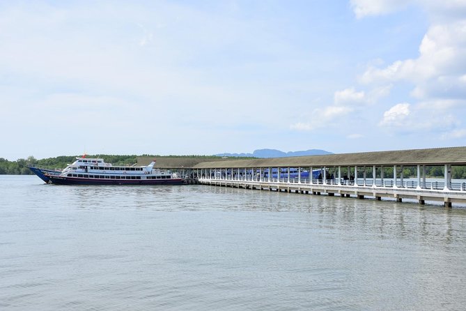 Travel from Koh Phi Phi to Krabi by Ferry/Speedboat - Four departures make planning easier