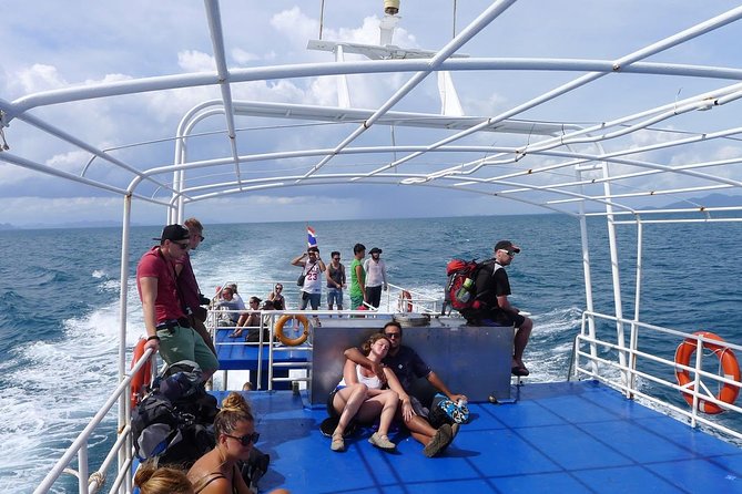 Travel from Koh Phi Phi to Krabi by Ferry/Speedboat - A fair look at comfort and service