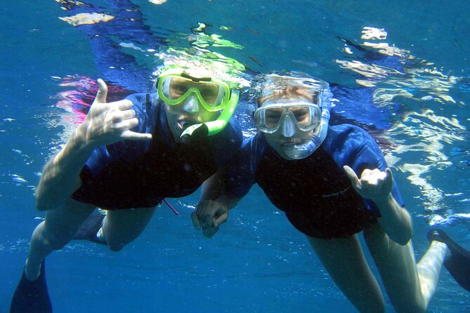 Ultimate Na Pali Coast Zodiac Boat Snorkeling and Sea Cave Tour - Snorkeling with fish and turtles