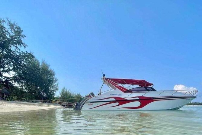 Unspoiled Island Escape: Private Speedboat Tour from Koh Samui - Koh Rap: the quietest stop on the route