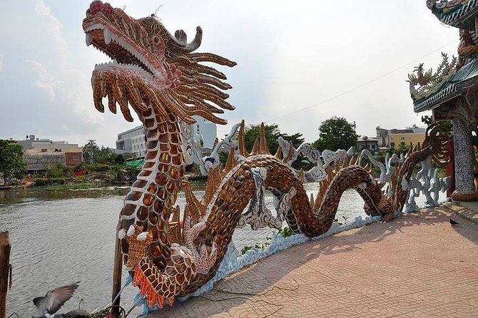 VIP Tour in Dragon Floating Temple sightseeing by SpeedBoat - Who will enjoy this river outing most
