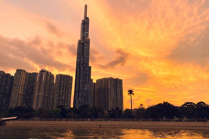 VIP Tour in Saigon: Romantic Sunset Cocktail by SpeedBoat - Who will enjoy this cruise most