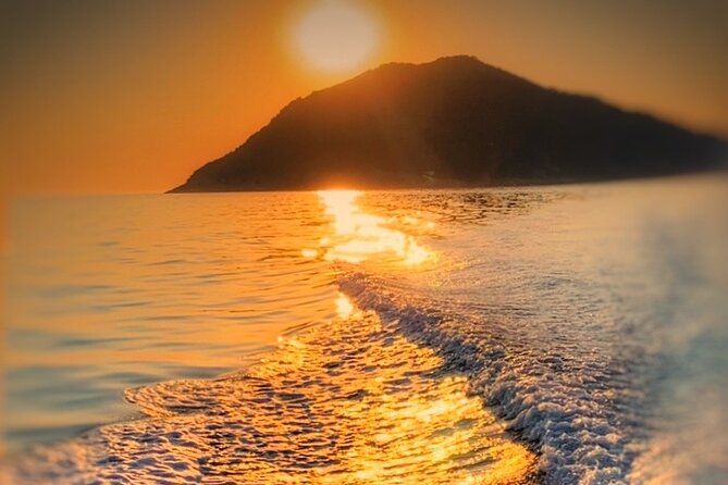 Visit magical Mljet Island with private speedboat - Arriving at the Old Town stop