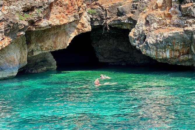 Vlore: Dafina Bay and Haxhi Ali Cave Private Speedboat Tour - What the $804.53 group price really means