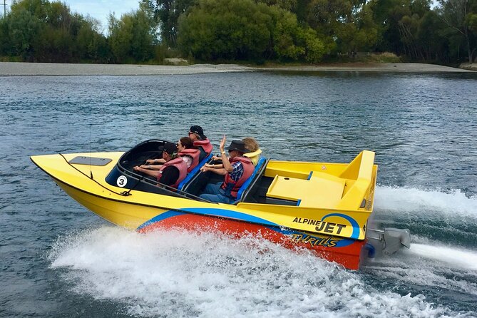 Waimakariri River Jet Boating from Christchurch - From Christchurch to the Waimakariri River