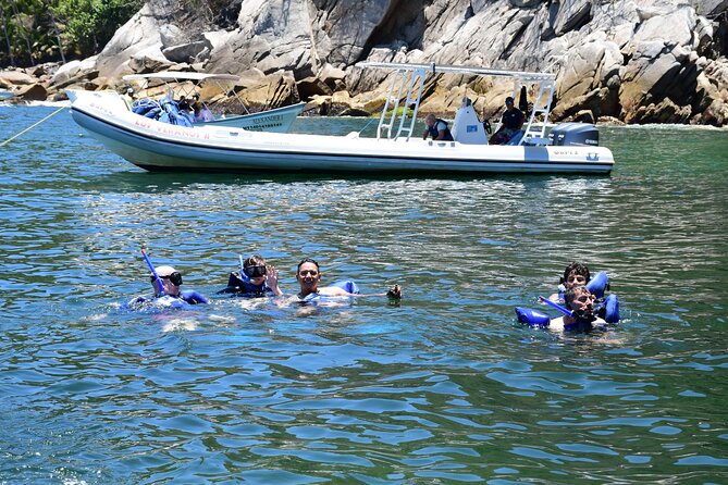 Yelapa Escape & Snorkeling in Puerto Vallarta by Speedboat - Lunch at secluded Madagascar Beach
