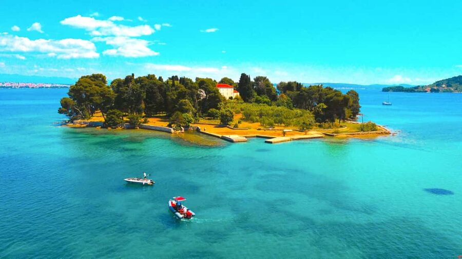 Zadar:Speedboat Tour Thrill Ride with Snorkeling on 3 island - Why this Zadar speedboat trip works so well