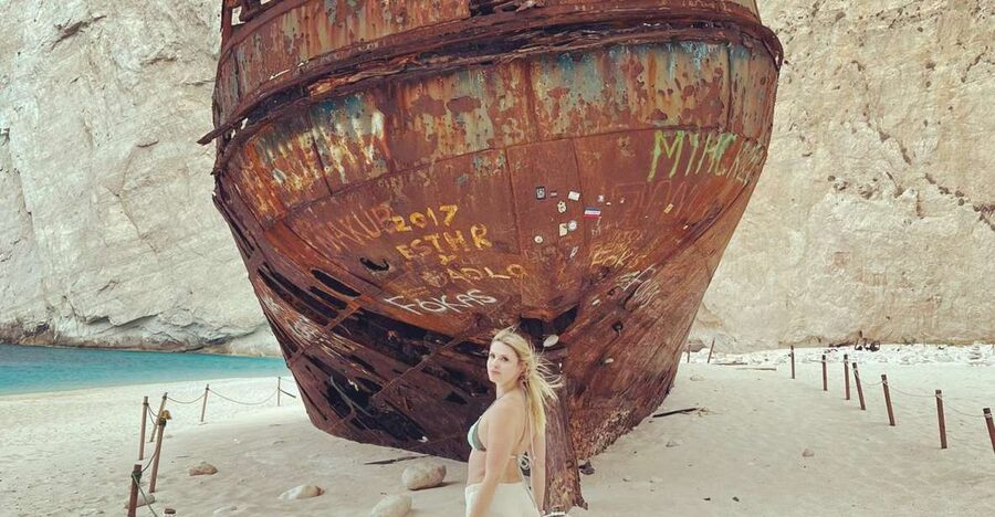 Zante: Shipwreck Beach & Blue Caves Private Speedboat Tour - What the private boat includes